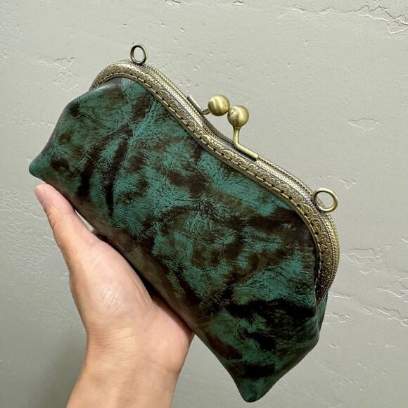 Handsewn Vintage Genuine Cowhide Clutch/Wristlet/Crossbody & 2 Chain Styles - Picture 9 of 13